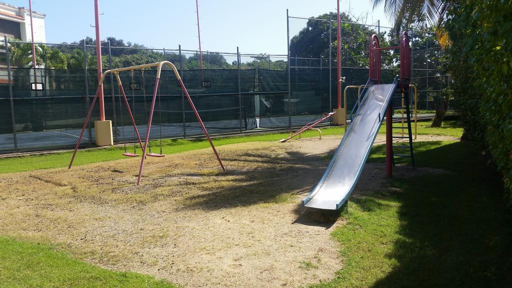 Fully Air-Conditioned Beach Front Penthouse Apartment Naguabo المظهر الخارجي الصورة